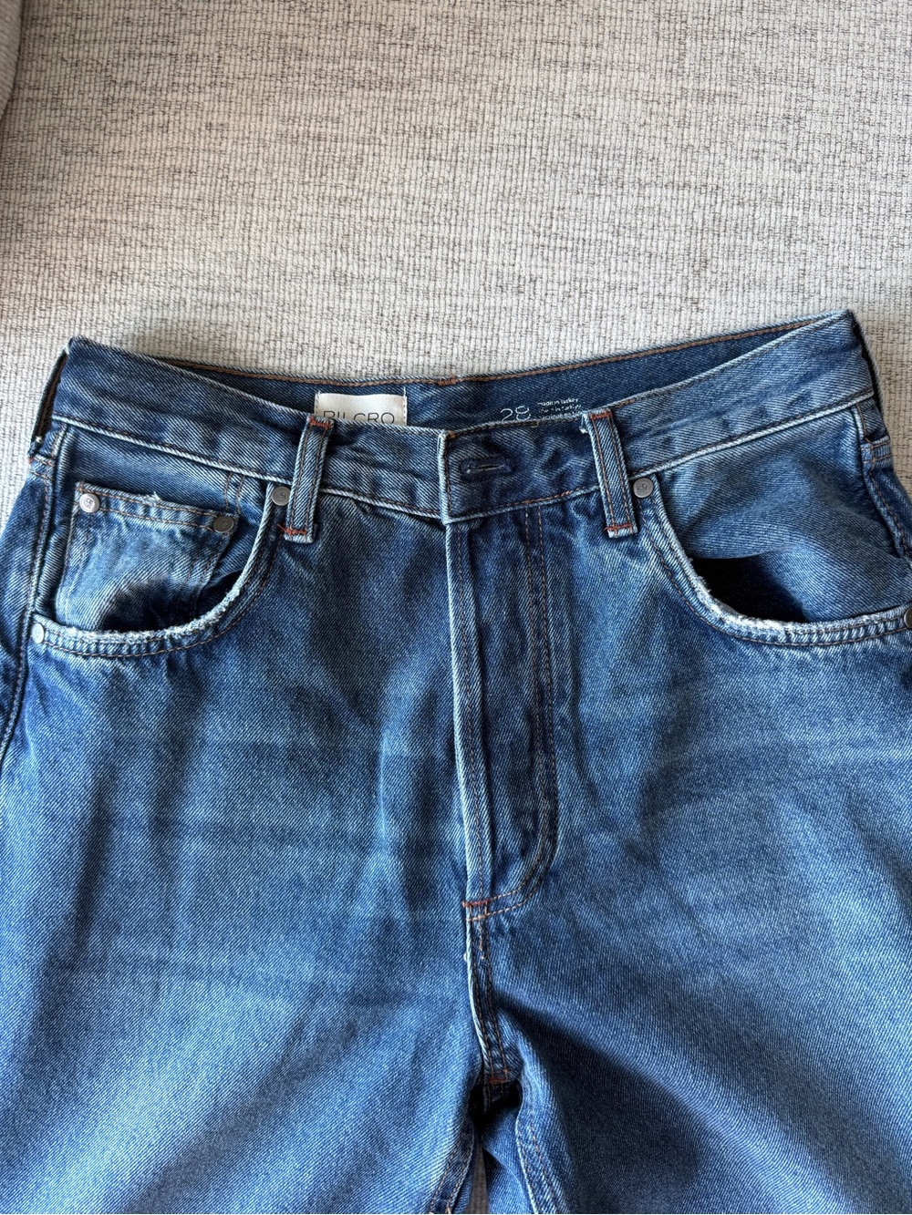 Pilcro 28 Baggy Beau Boyfriend Mid-Rise Relaxed Jeans - Picture 6 of 8